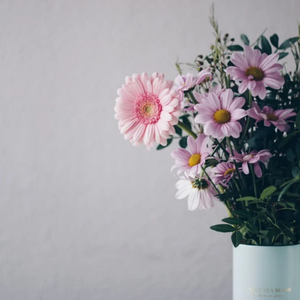 Sustainable Celebrations: Eco-Friendly Tips for Creating Beautiful DIY Flower Arrangements